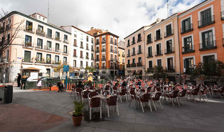 free walking tour madrid get your guide